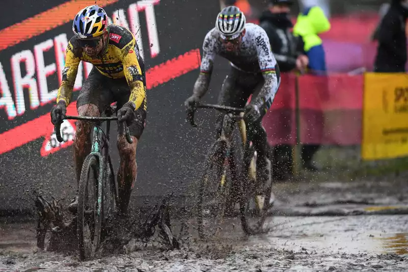 Digem Superprestige wreaks havoc in the Belgian cyclocross world with the new spectator ban "COVID-19".