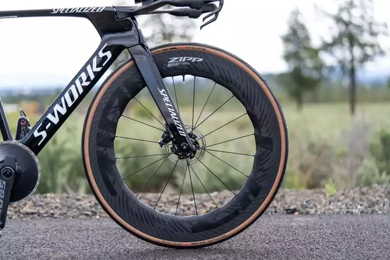 Lightweight or aero?" says Zipp, who chooses both with his new 1530g 858 NSW wheels.