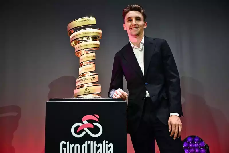 2023 Giro d'Italia will be a war of attrition, says current champion Hindley