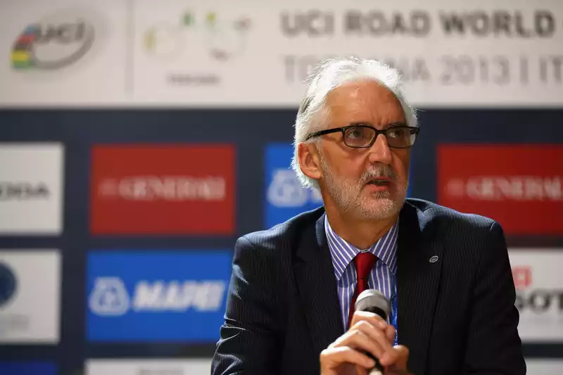 Brian Cookson Says "Heads Must Roll" After British Cycling CEO Resigns