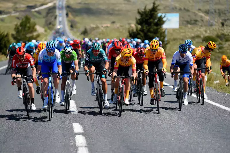 UCI Road Champions League and 2026 World Tour Reform Proposals Emerge