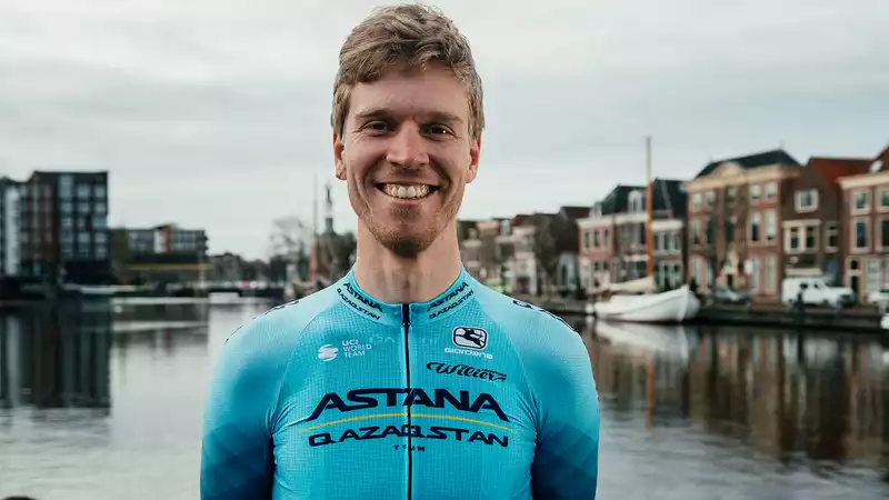 Cees Bol joins Mark Cavendish in Astana Kazakstan.