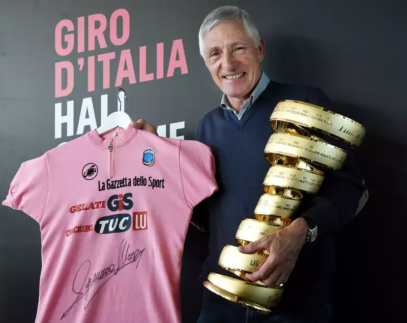 Giro d'Italia "Legends" Pedal for the Italian Red Cross