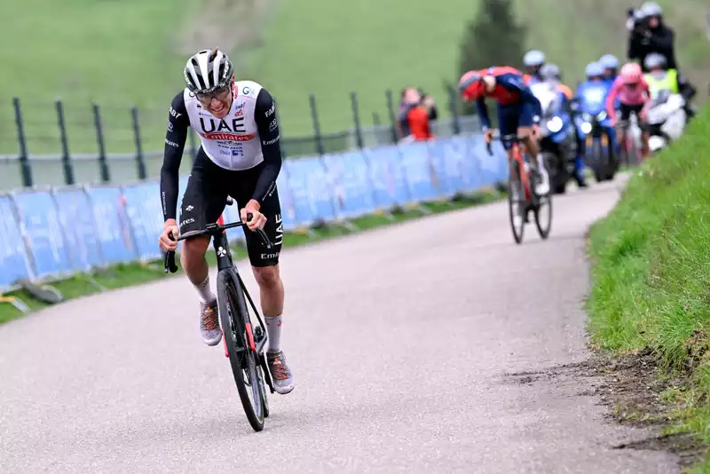 Van der Pol told me to go with Küttenberg" - Pogacar follows advice at Amstel Gold Race