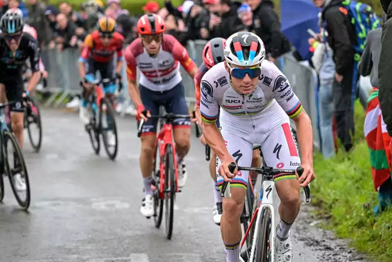 Evenpole on track for Giro d'Italia after second success in Liège