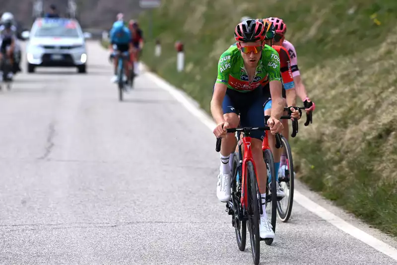 Geoghegan Hart gains confidence in Tour de Alps as Giro d'Italia nears