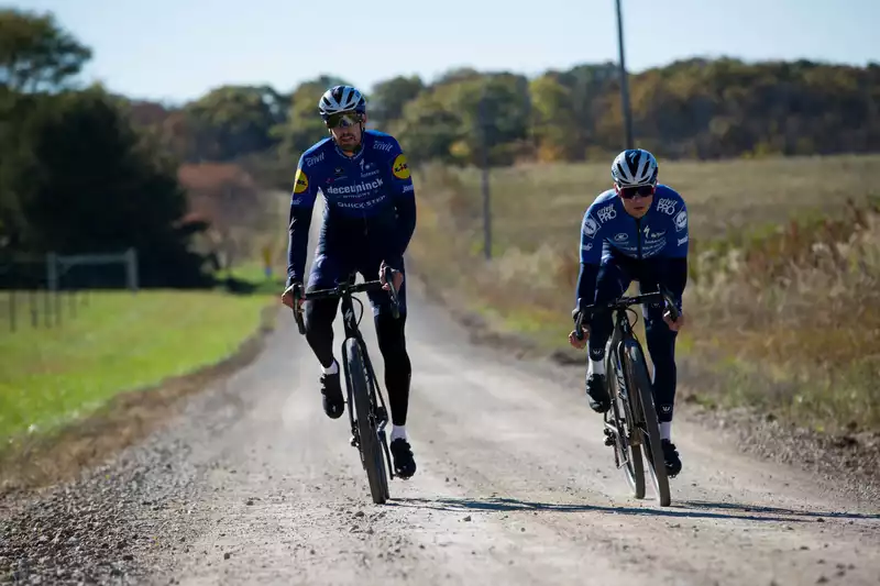 Remco Evenpole Makes Gravel Debut at Belgian Waffle Ride Kansas, Finishes in Top 10