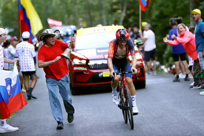 Kwiatkowski wins the Tour de France with a breakaway victory.