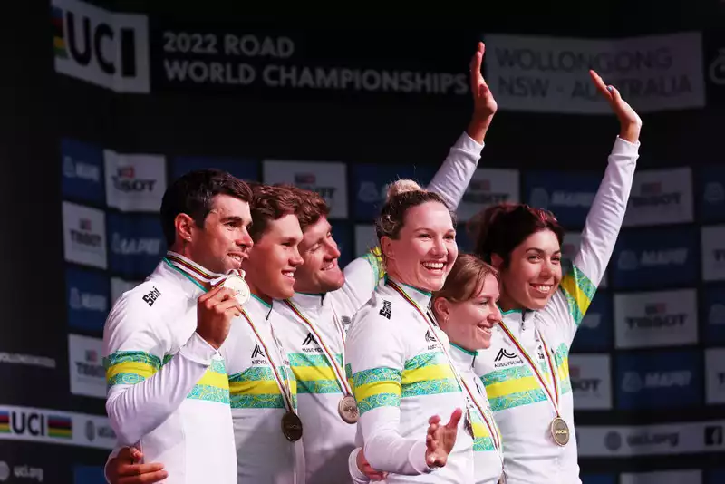 AusCycling Team Gains Major Sponsor, Signs Five-Year Contract with ARA