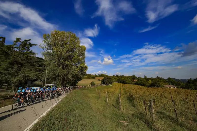 Inaugural Serenissima Gravel more technical than Strade Bianche