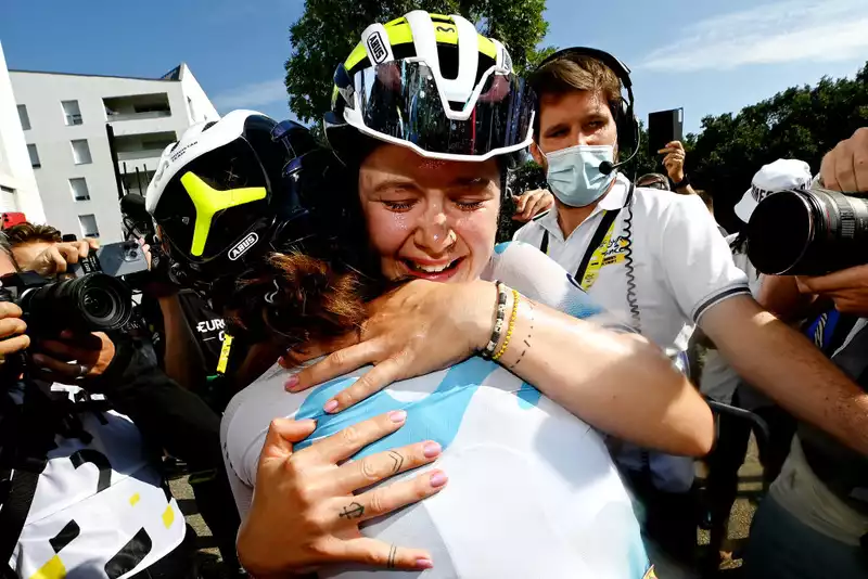 Emma Norsgaard completes self-improvement with stage win in Tour de France Femmes