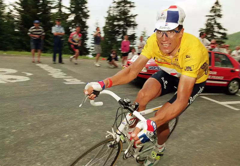 Movistar's leadership change perplexes Indurain