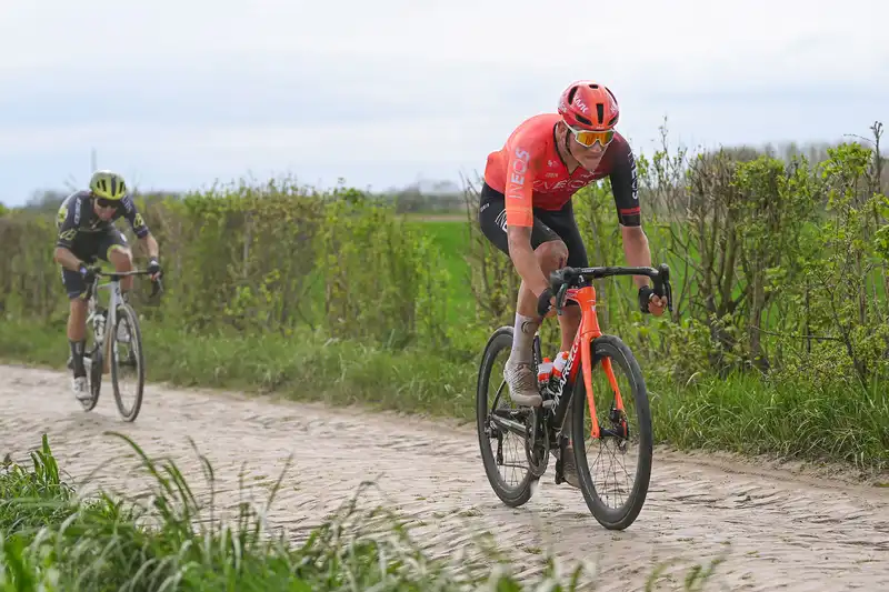 Josh Tarling disqualified from Paris-Roubaix due to sticky bottle tow.