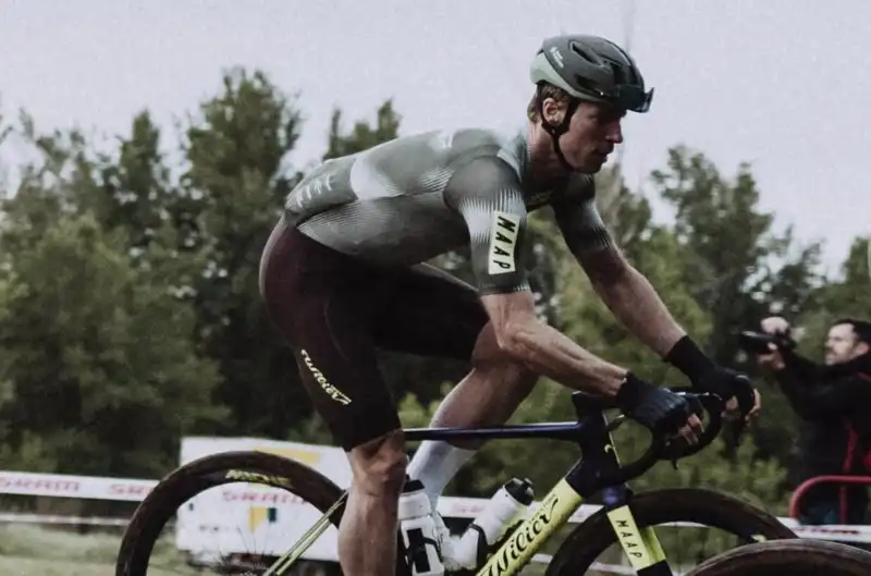 Former unbound champion Ivar Slik injured in collision during training ride in Arkansas