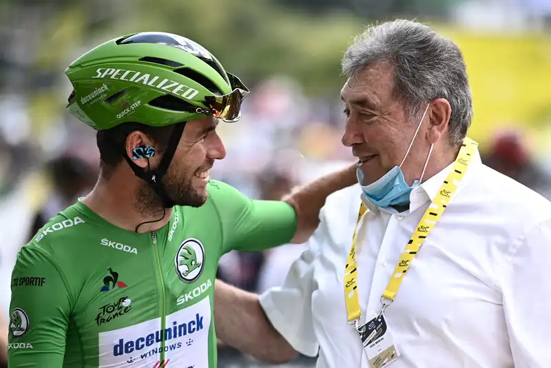 'I can't believe you broke my record' - Eddy Merckx gives thumbs up to Mark Cavendish after his historic 35th Tour de France stage win