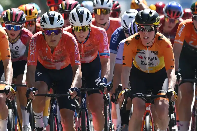 Lorena Wiebe Suffers Mechanical Problems in Opening Stage of Tour de France