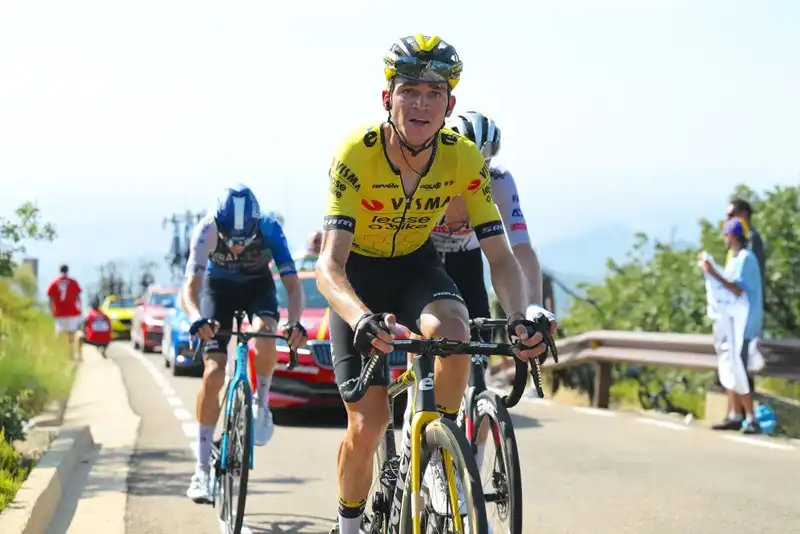 Defending Vuelta a España Champion, Sepp Kuss, Loses Time but Fighting Spirit in First Summit Finish