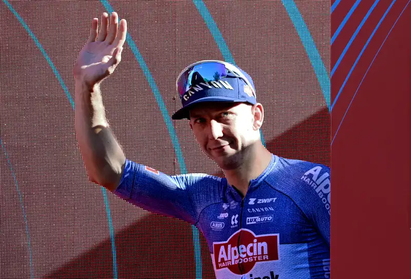 Caden Groves remains at Alpecin Deceuninck despite transfer rumors